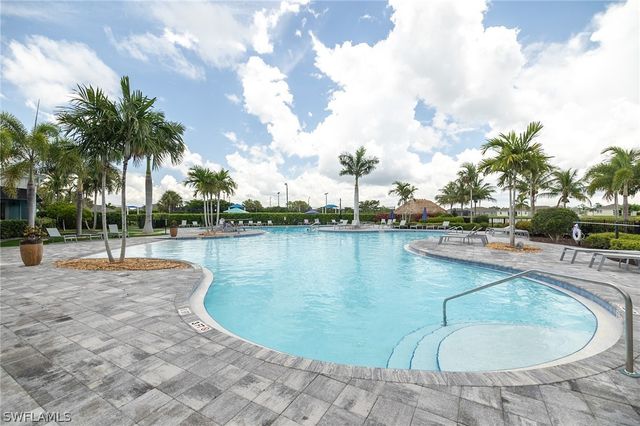 3289 Baravaldo CIR, Cape Coral, FL 33909