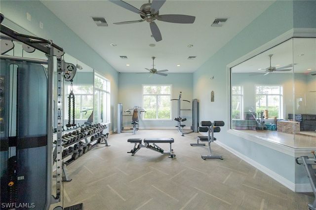 3289 Baravaldo CIR, Cape Coral, FL 33909