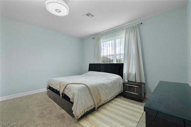 3289 Baravaldo CIR, Cape Coral, FL 33909