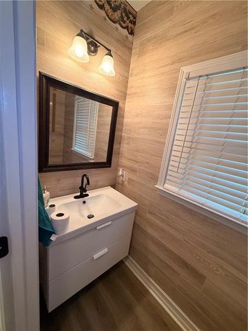 2105 Bentbrooke Trail, Lawrenceville, GA 30043