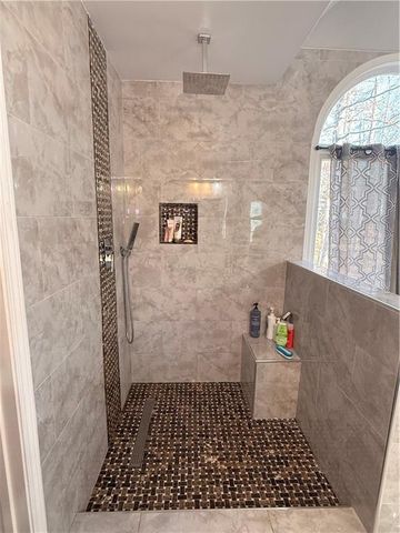 2105 Bentbrooke Trail, Lawrenceville, GA 30043