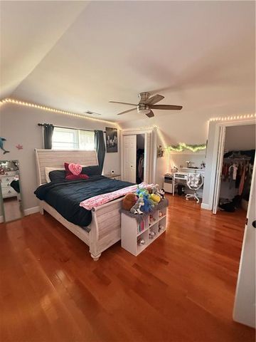 2105 Bentbrooke Trail, Lawrenceville, GA 30043