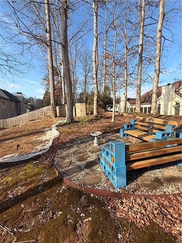 2105 Bentbrooke Trail, Lawrenceville, GA 30043