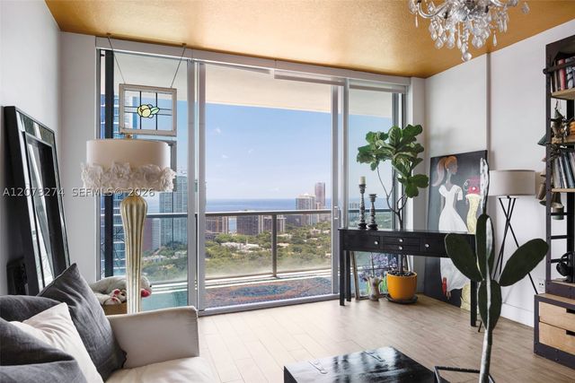 79 SW 12th St PH3904-S, Miami, FL 33130