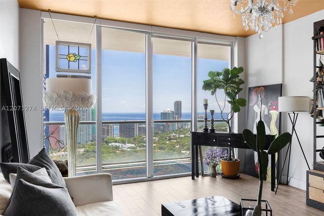 79 SW 12th St PH3904-S, Miami, FL 33130