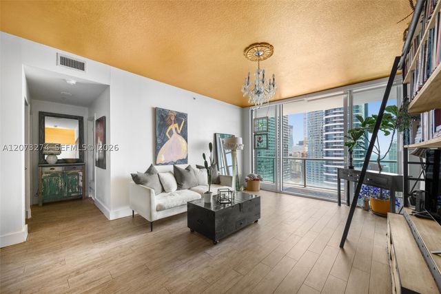79 SW 12th St PH3904-S, Miami, FL 33130