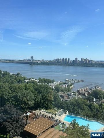 2 Horizon Road 1211, Fort Lee, NJ 07024
