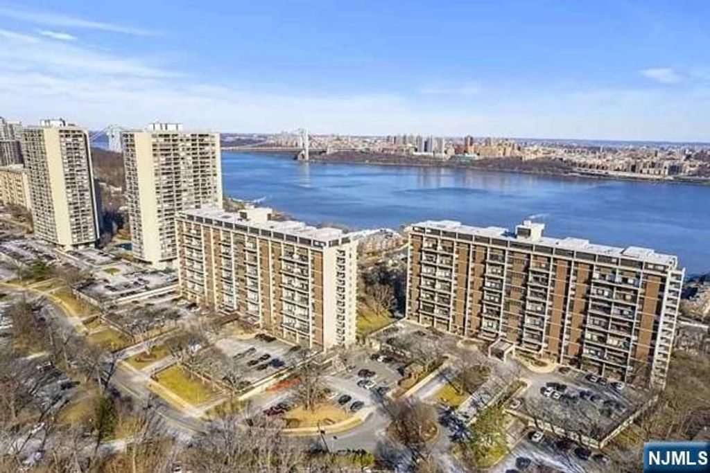 2 Horizon Road 1211, Fort Lee, NJ 07024
