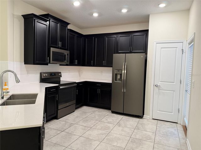 8513 GOLF WAY, Davenport, FL 33896