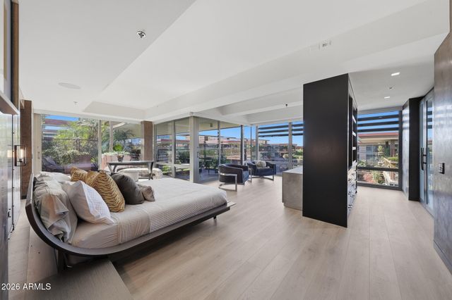 7137 E RANCHO VISTA Drive 7006, Scottsdale, AZ 85251