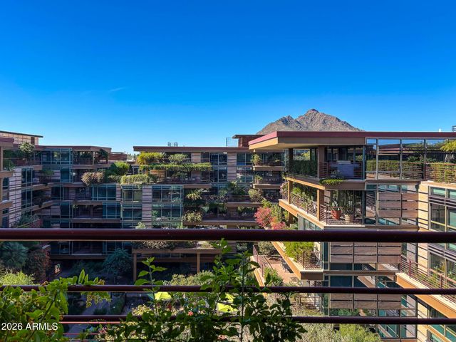 7137 E RANCHO VISTA Drive 7006, Scottsdale, AZ 85251