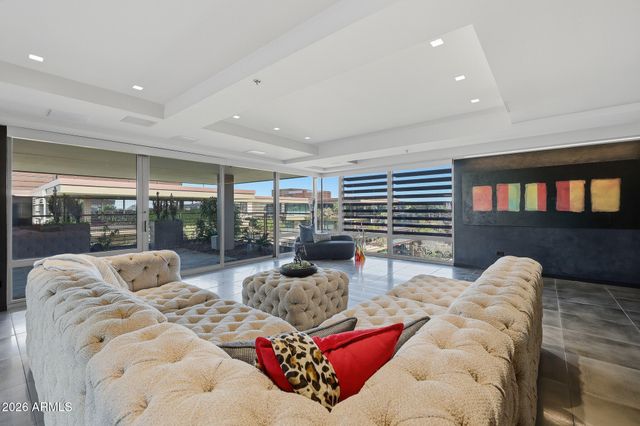 7137 E RANCHO VISTA Drive 7006, Scottsdale, AZ 85251