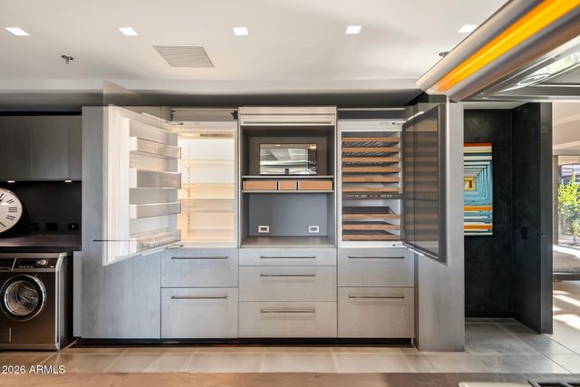 7137 E RANCHO VISTA Drive 7006, Scottsdale, AZ 85251