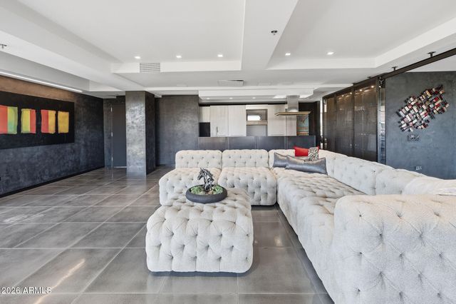 7137 E RANCHO VISTA Drive 7006, Scottsdale, AZ 85251