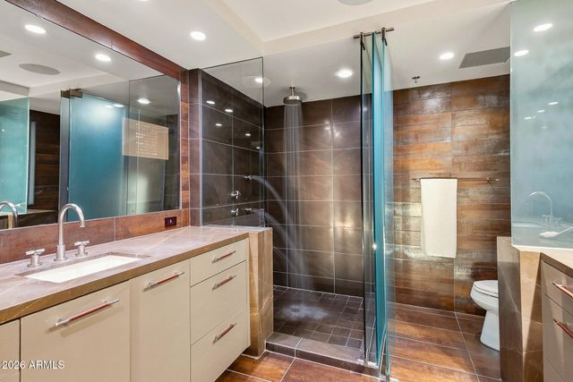 7137 E RANCHO VISTA Drive 7006, Scottsdale, AZ 85251