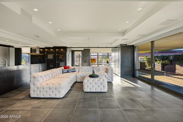 7137 E RANCHO VISTA Drive 7006, Scottsdale, AZ 85251