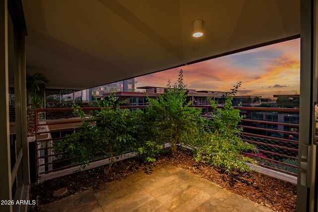 7137 E RANCHO VISTA Drive 7006, Scottsdale, AZ 85251