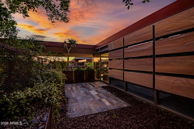 7137 E RANCHO VISTA Drive 7006, Scottsdale, AZ 85251