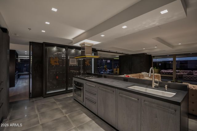 7137 E RANCHO VISTA Drive 7006, Scottsdale, AZ 85251