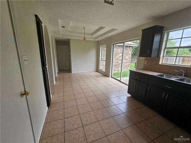 2612 Garnet Drive, Weslaco, TX 78596