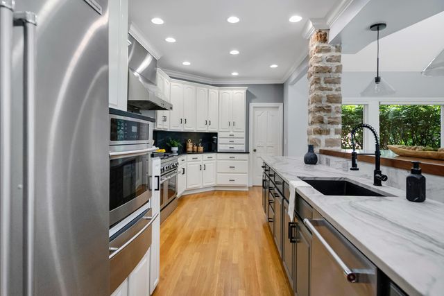 3917 Tarrington Lane, Columbus, OH 43220