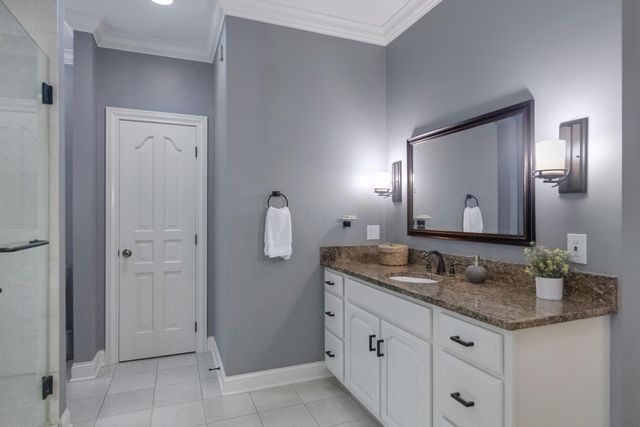 3917 Tarrington Lane, Columbus, OH 43220