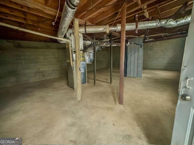 1551 Ferno Drive NW, Atlanta, GA 30318