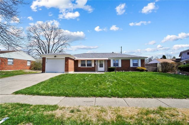 5740 Pennywell Drive, Dayton, OH 45424