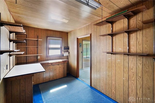 5740 Pennywell Drive, Dayton, OH 45424