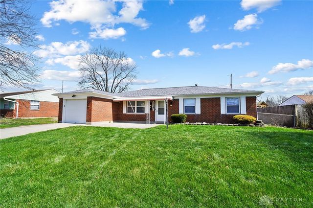 5740 Pennywell Drive, Dayton, OH 45424