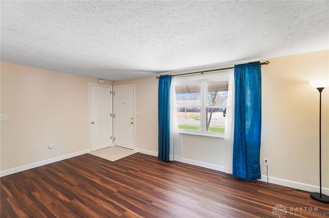 5740 Pennywell Drive, Dayton, OH 45424