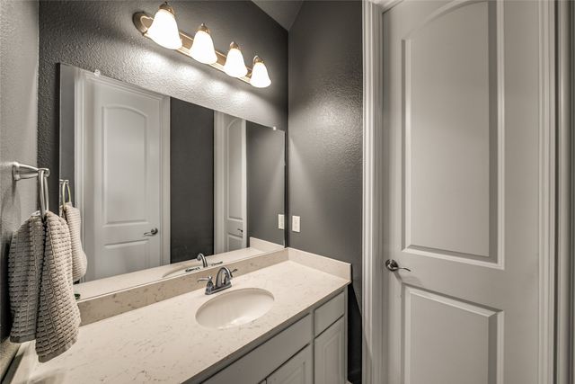 768 Kensington Drive, Mclendon Chisholm, TX 75032