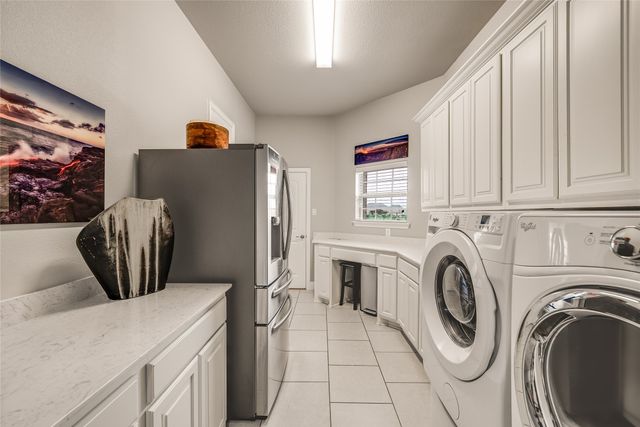 768 Kensington Drive, Mclendon Chisholm, TX 75032