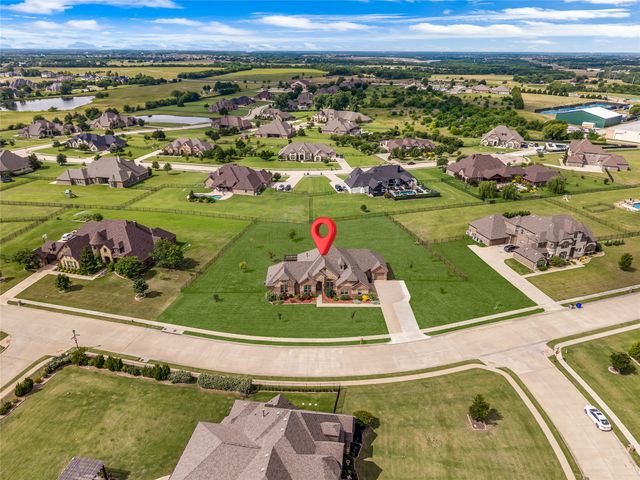 768 Kensington Drive, Mclendon Chisholm, TX 75032