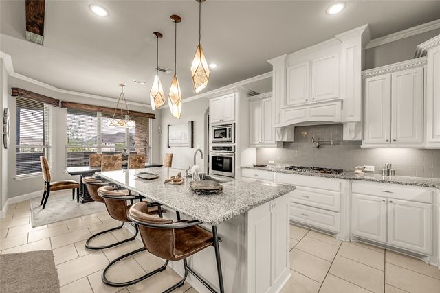 768 Kensington Drive, Mclendon Chisholm, TX 75032