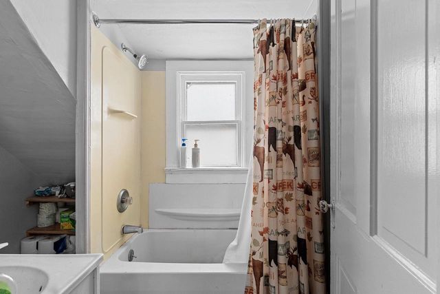 945 VELP AVENUE, Green Bay, WI 54303