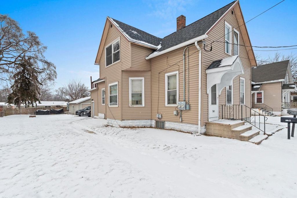 945 VELP AVENUE, Green Bay, WI 54303