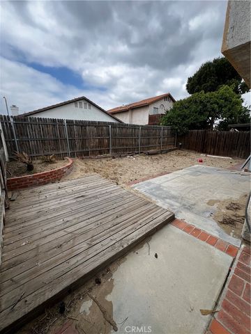 1195 Bautista, Colton, CA 92324