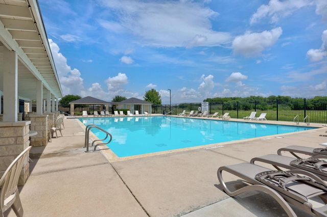 120 Hawkins CT, Hutto, TX 78634