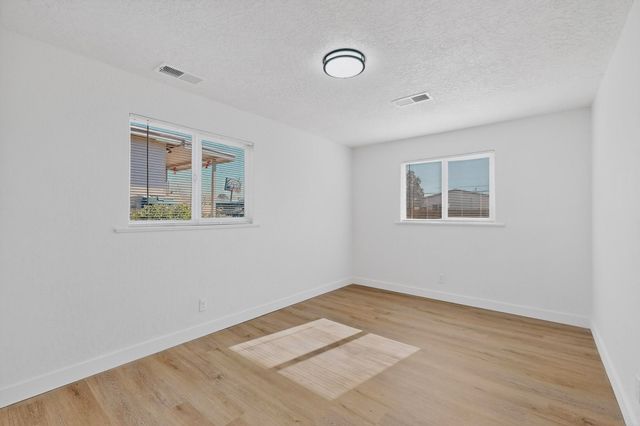 11605 Mountain Road NE, Albuquerque, NM 87112