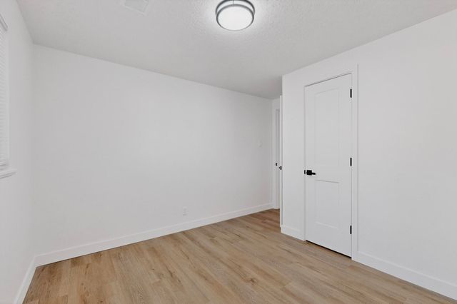 11605 Mountain Road NE, Albuquerque, NM 87112