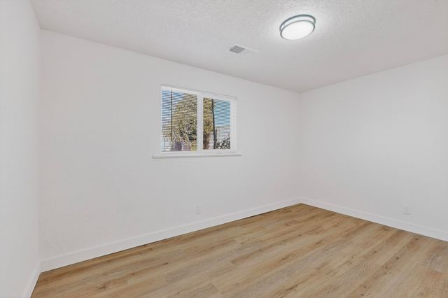 11605 Mountain Road NE, Albuquerque, NM 87112