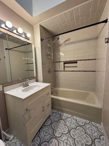 16037 Springfield Avenue, Markham, IL 60428