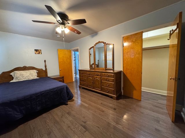 16037 Springfield Avenue, Markham, IL 60428