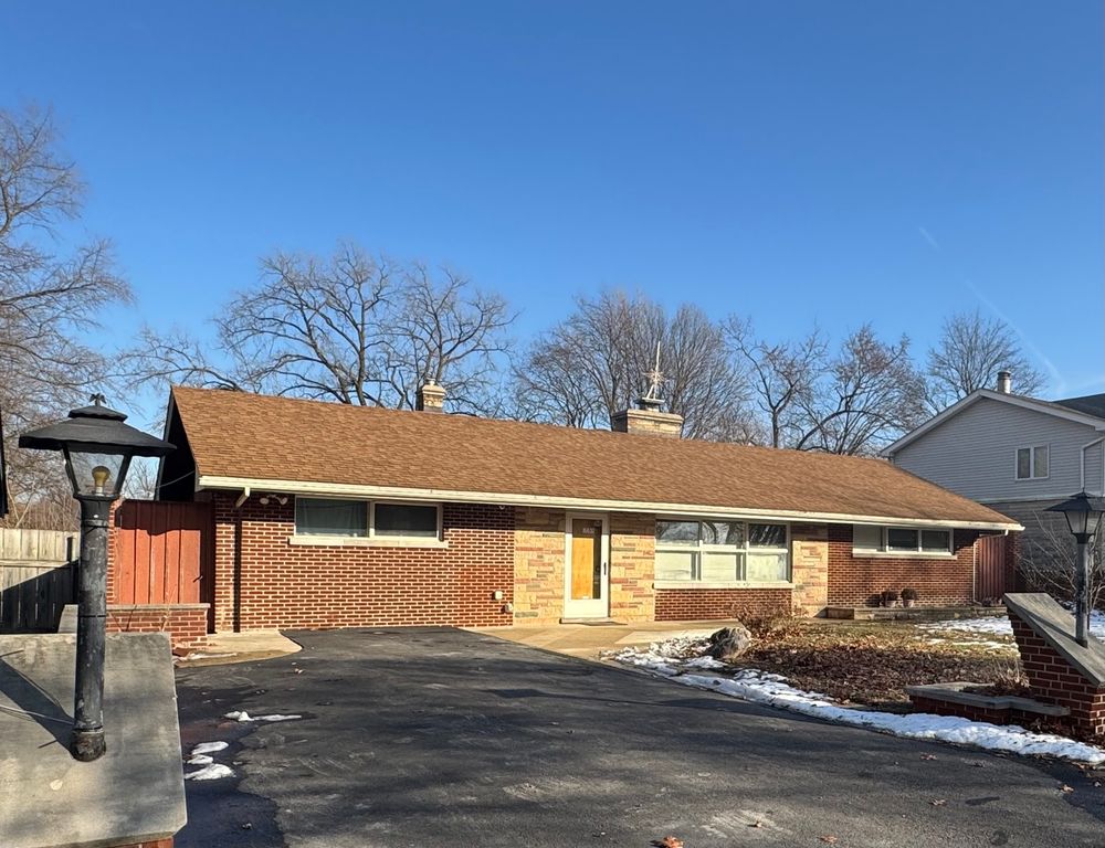 16037 Springfield Avenue, Markham, IL 60428