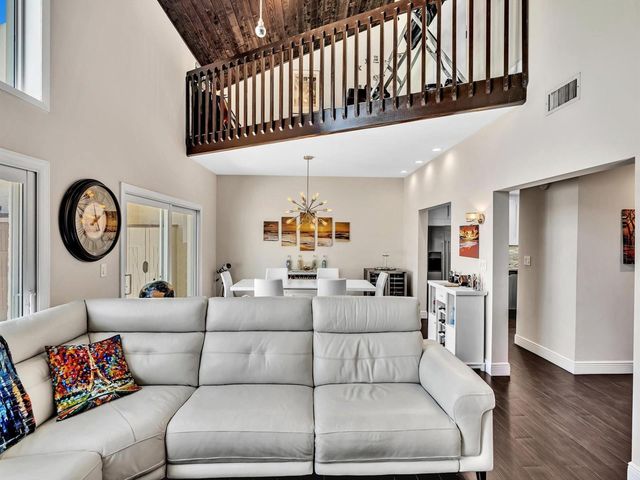 3432 NE 16th Avenue, Oakland Park, FL 33334