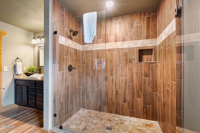 728 Still Hill Way, Gatlinburg, TN 37738