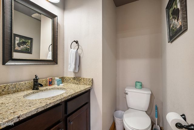 728 Still Hill Way, Gatlinburg, TN 37738