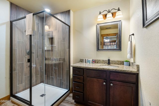 728 Still Hill Way, Gatlinburg, TN 37738