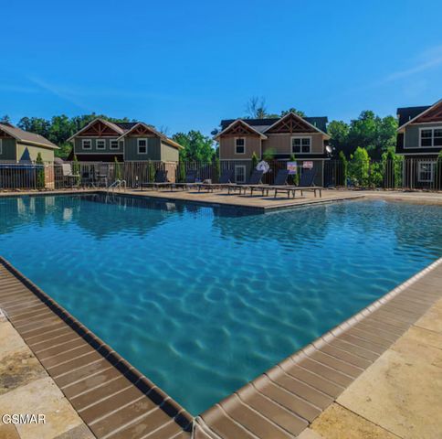 728 Still Hill Way, Gatlinburg, TN 37738